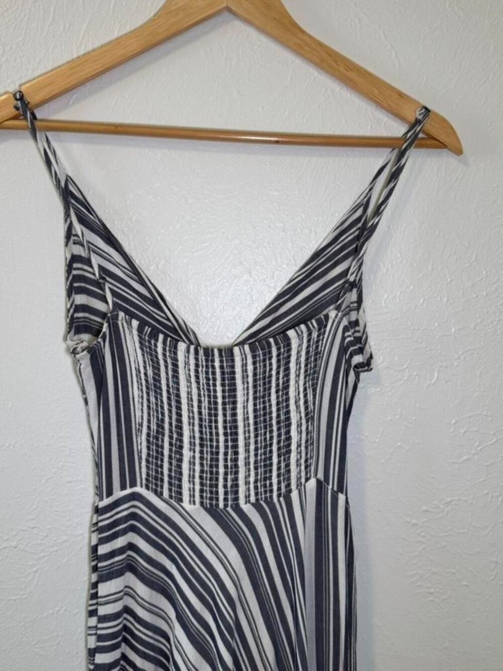Gentle Fawn Mischa White Blue Stripe Coastal Asymmetrical Midi Dress Size 6 - Picture 5 of 8